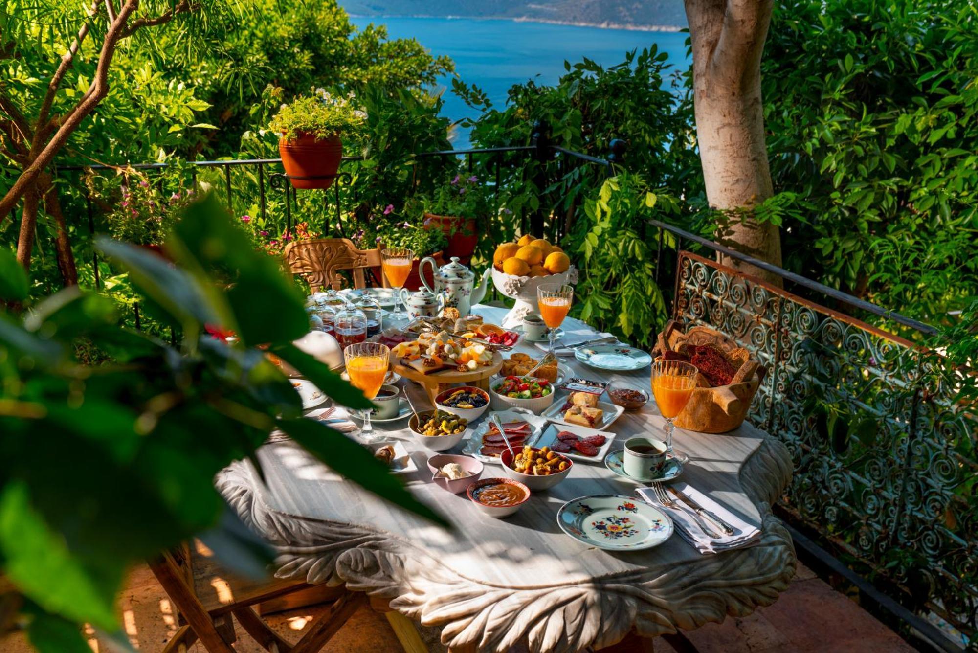 Fidanka Hotel Kalkan Exterior foto